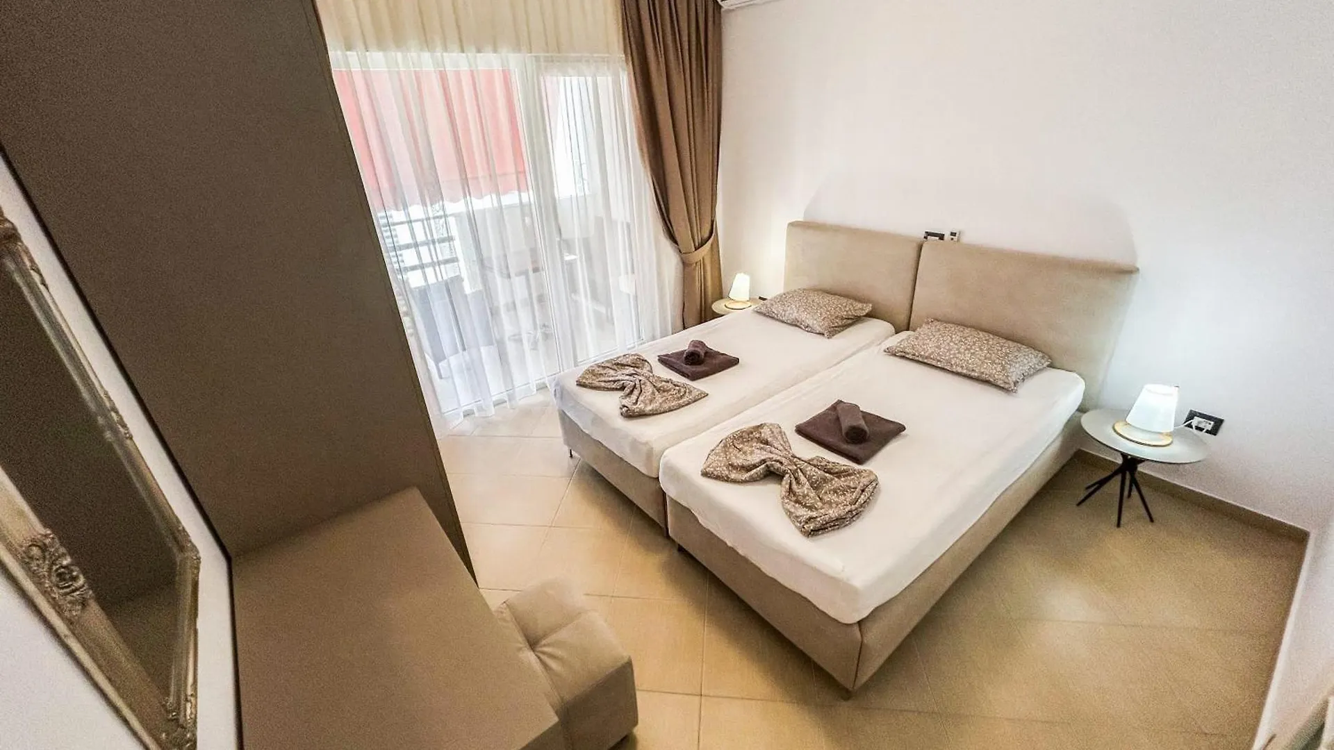 Διαμέρισμα Two Bedrooms Top Location Golem  Αλβανία